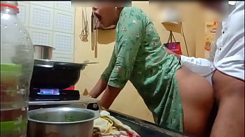 Indian wife indulges in passionate encounter during meal preparation